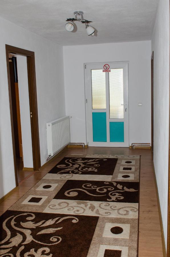 Pensiunea Aly Bumbesti Pitic Extérieur photo
